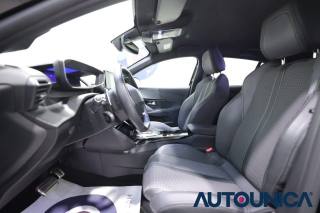 PEUGEOT 208 usata, con Volante in pelle