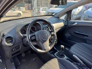 OPEL Corsa usata, con Chiusura centralizzata