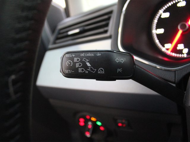 SEAT Arona usata, con Bracciolo