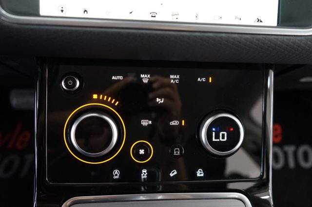 LAND ROVER Range Rover Evoque usata 54