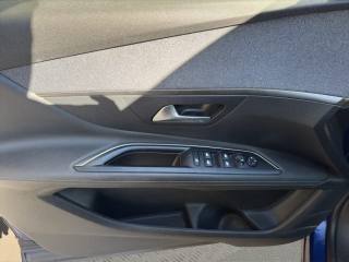 PEUGEOT 3008 usata, con Riconoscimento dei segnali stradali