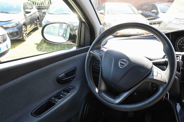 LANCIA Ypsilon usata, con Isofix