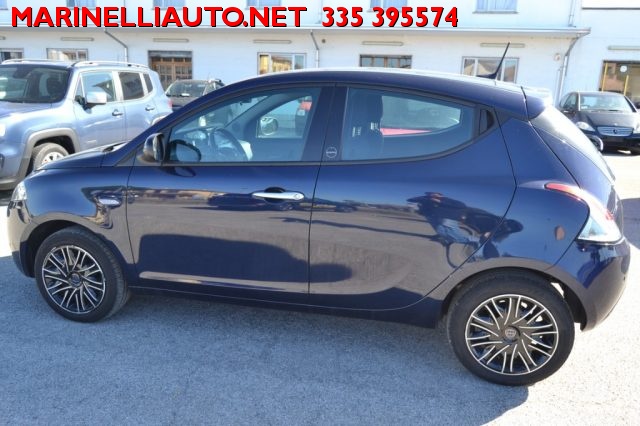 LANCIA Ypsilon usata, con ESP