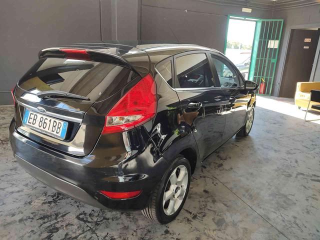 FORD Fiesta usata, con Alzacristalli elettrici