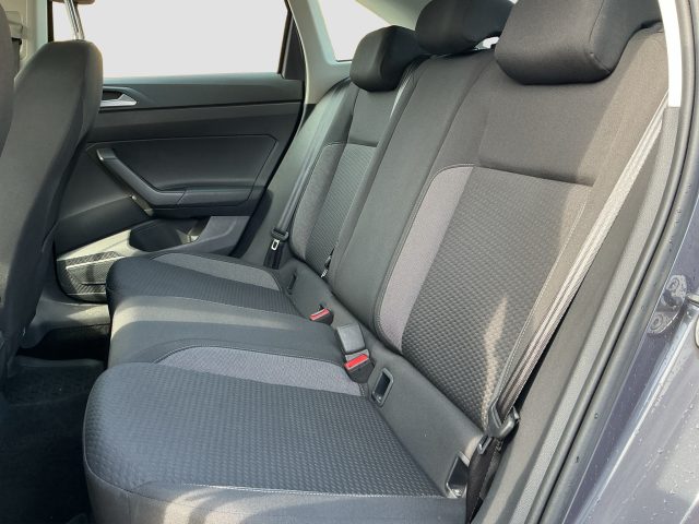 VOLKSWAGEN Taigo usata 9