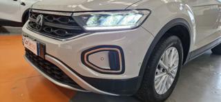 VOLKSWAGEN T-Roc usata, con USB