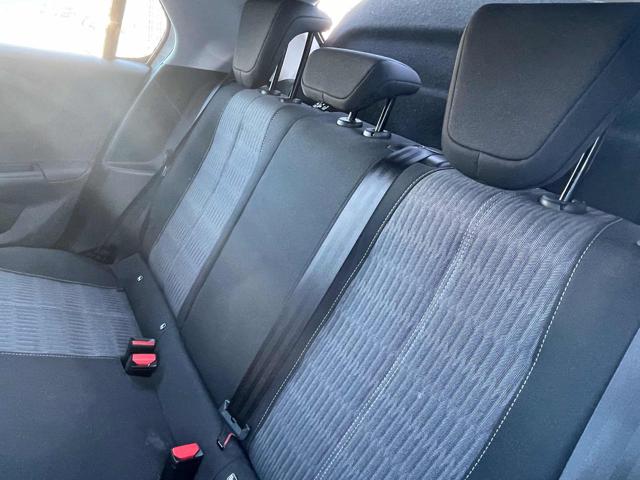 OPEL Corsa usata, con Airbag laterali