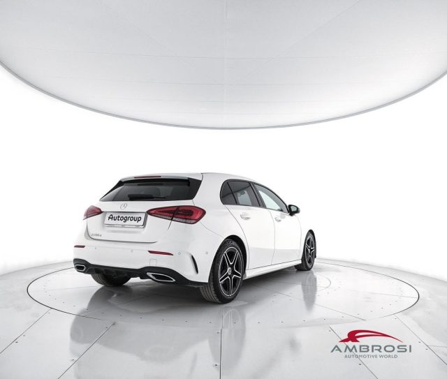 MERCEDES-BENZ CLA usata 2