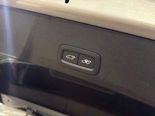 VOLVO XC40 usata, con Portellone posteriore elettrico