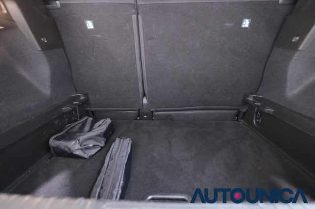 RENAULT Captur usata 44