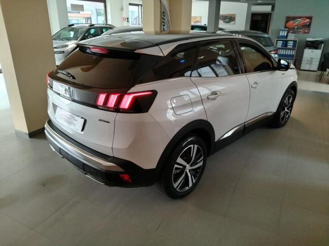 PEUGEOT 3008 usata, con Autoradio