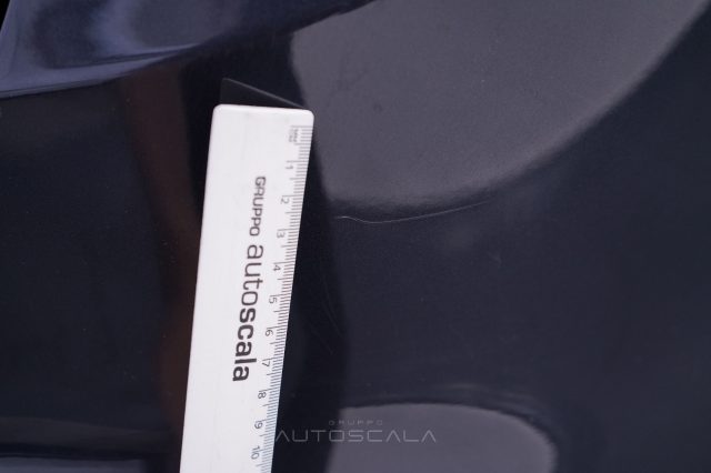 HYUNDAI Santa Fe usata 34
