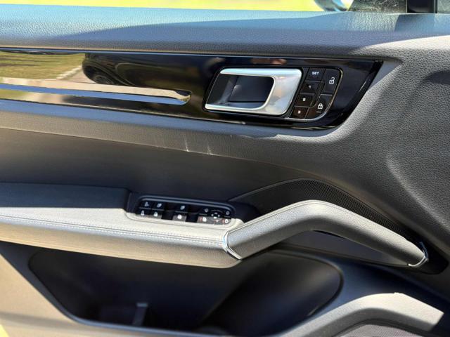 PORSCHE Cayenne usata, con Fari Xenon