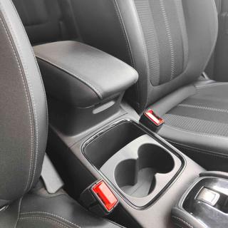 OPEL Grandland usata, con Sedile posteriore sdoppiato