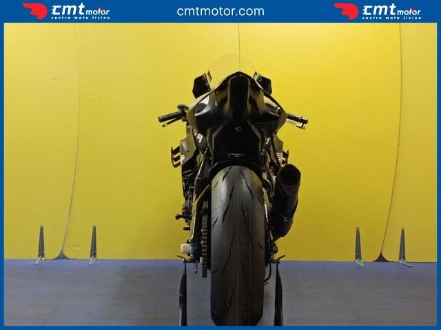 YAMAHA YZF R1 usata 3