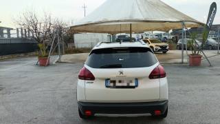 PEUGEOT 2008 usata, con Airbag Passeggero