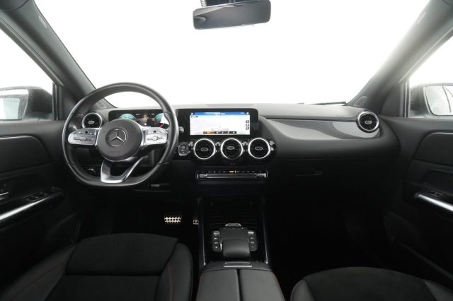 MERCEDES-BENZ CLA usata 12