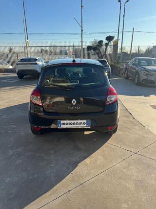RENAULT Clio usata, con Alzacristalli elettrici