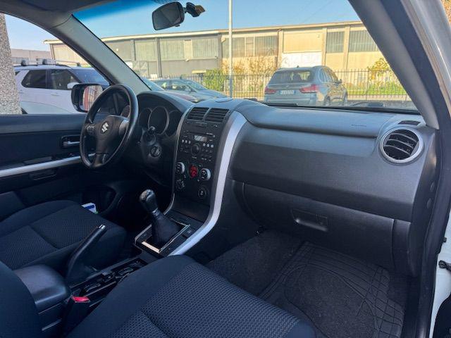 SUZUKI Grand Vitara usata, con Climatizzatore