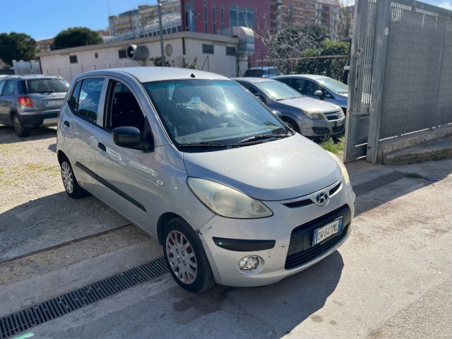 HYUNDAI i10 usata, con Airbag laterali