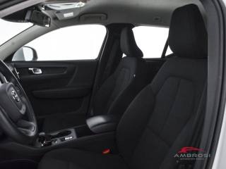 VOLVO XC40 usata 8