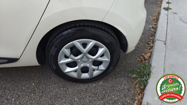 RENAULT Clio usata, con Luci diurne LED