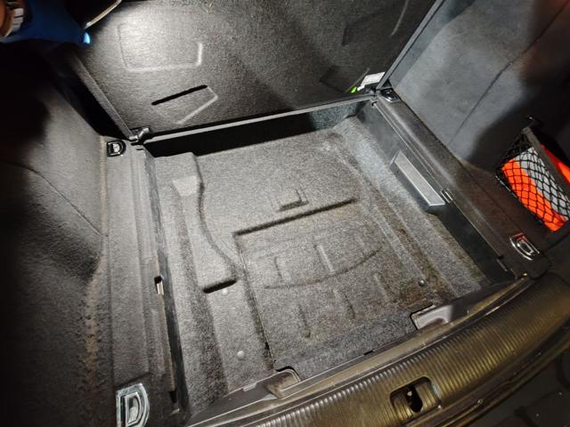 AUDI Q5 usata, con Sedile posteriore sdoppiato