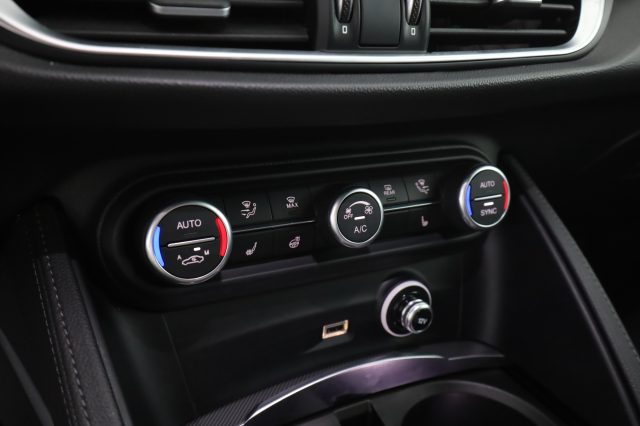 ALFA ROMEO Stelvio usata 11