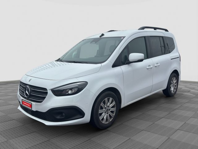 MERCEDES-BENZ CLA usata 0