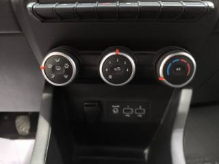 RENAULT Clio usata, con Bluetooth