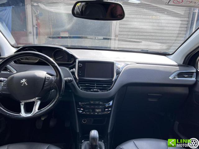 PEUGEOT 2008 usata, con Touch screen
