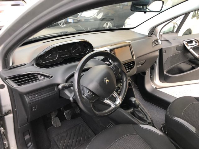 PEUGEOT 208 usata, con ESP