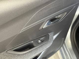 PEUGEOT 208 usata, con Bluetooth