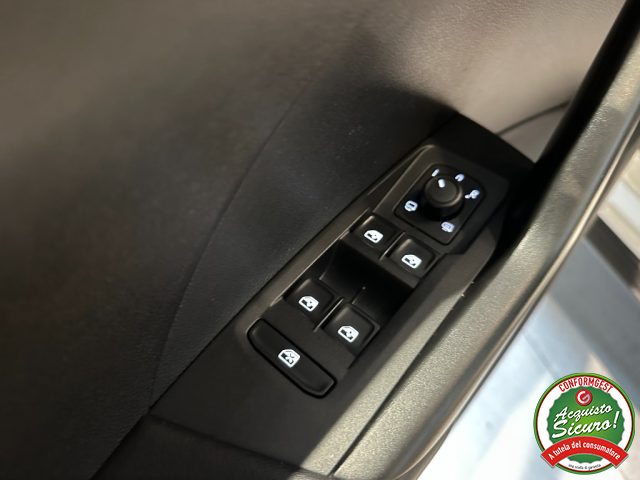 VOLKSWAGEN T-Cross usata, con Bracciolo