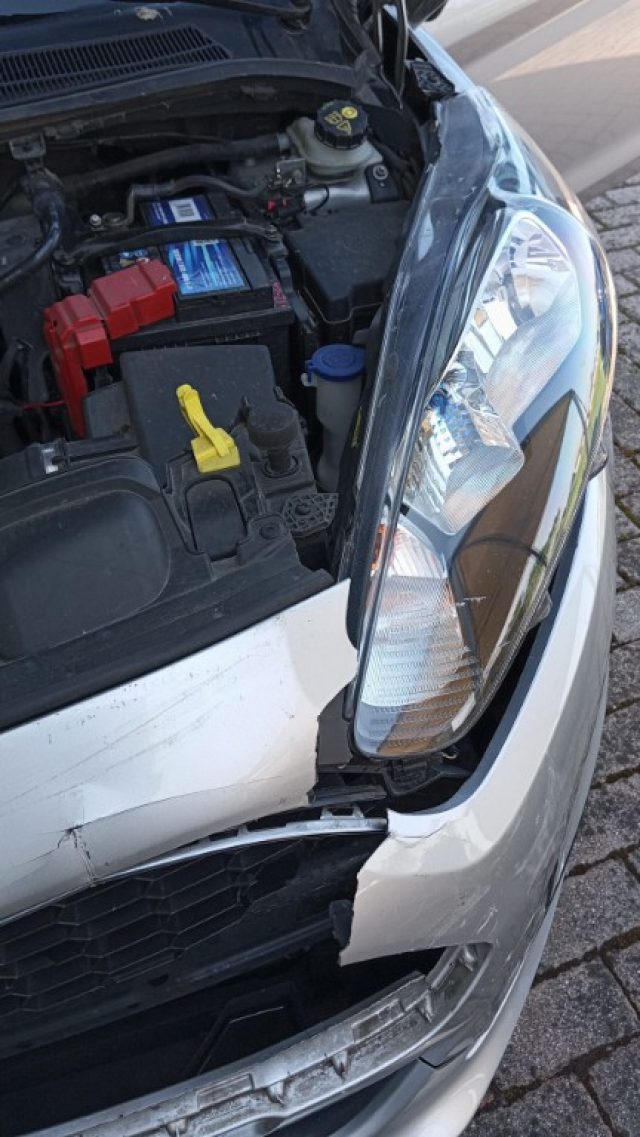 FORD Fiesta usata, con Climatizzatore