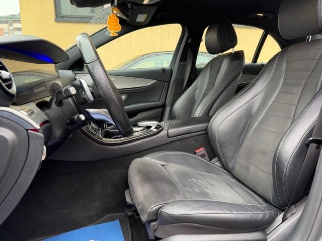 MERCEDES-BENZ E 220 usata, con Chiusura centralizzata
