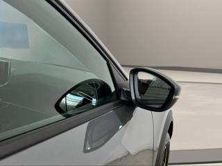 PEUGEOT 2008 usata, con Sensori di parcheggio anteriori