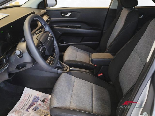 KIA Stonic usata 9
