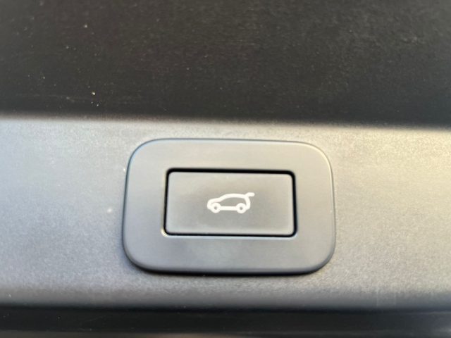 LAND ROVER Range Rover Sport usata, con Airbag testa