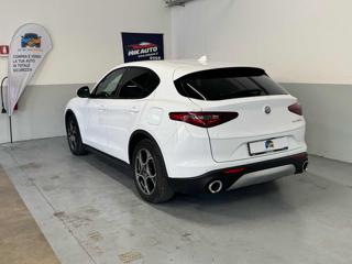ALFA ROMEO Stelvio usata, con Alzacristalli elettrici