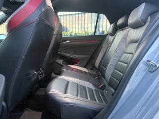 VOLKSWAGEN Golf usata, con Bracciolo
