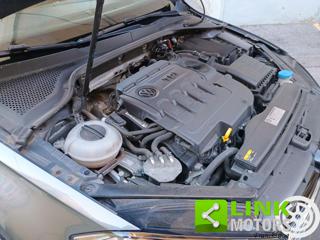 VOLKSWAGEN Golf usata, con Specchietto retrovisore con funzione antiabbagliamento