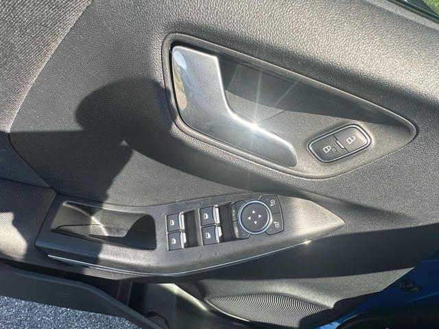 FORD Puma usata, con Fari LED