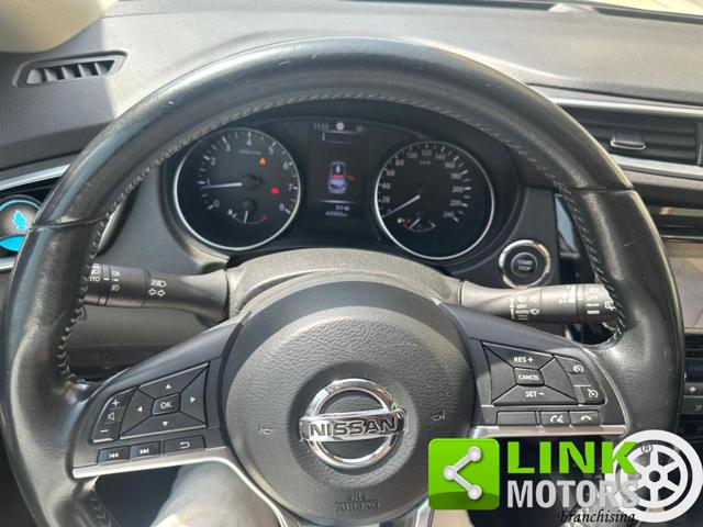NISSAN Qashqai usata, con Autoradio