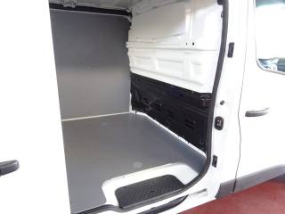 RENAULT Trafic usata, con Luci diurne LED