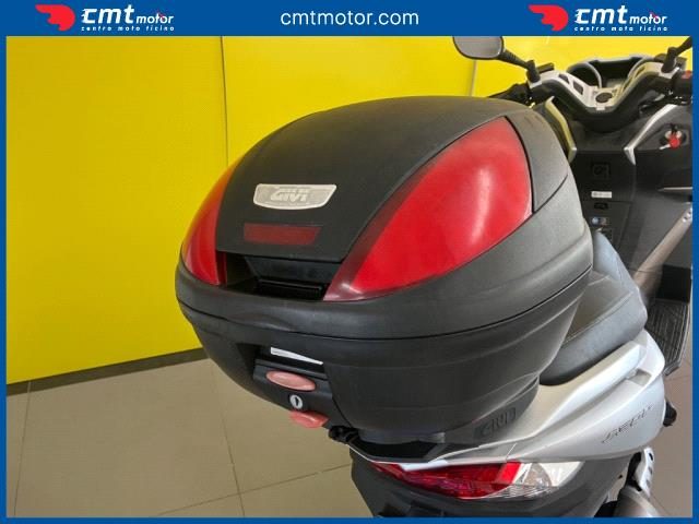 KAWASAKI J 300 usata 5