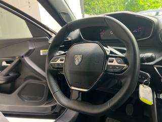 PEUGEOT 2008 usata, con USB