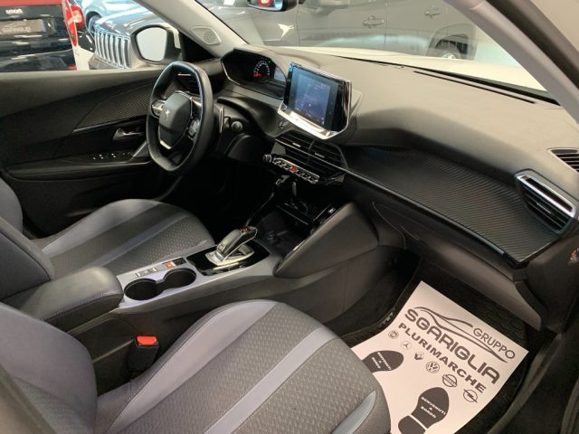 PEUGEOT 2008 usata, con Fari Xenon