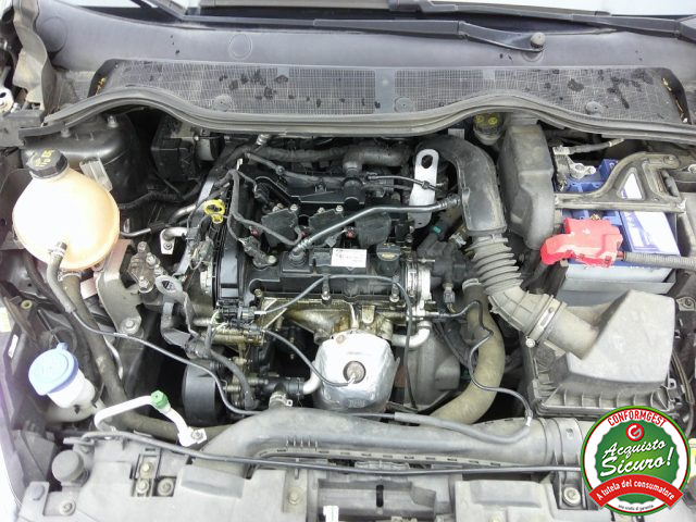 FORD Fiesta usata, con Bluetooth