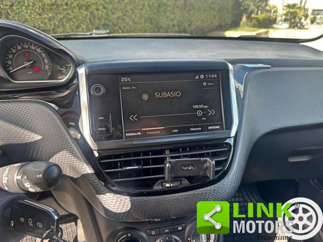 PEUGEOT 2008 usata, con Sedile posteriore sdoppiato